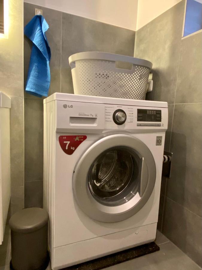 Traumhafte 115 Qm Ferienwohnung Am Steinhuder Meer, Ruhig, Komfortabel, Loggia, Parkplatz, Wifi วุนสตอร์ฟ ภายนอก รูปภาพ