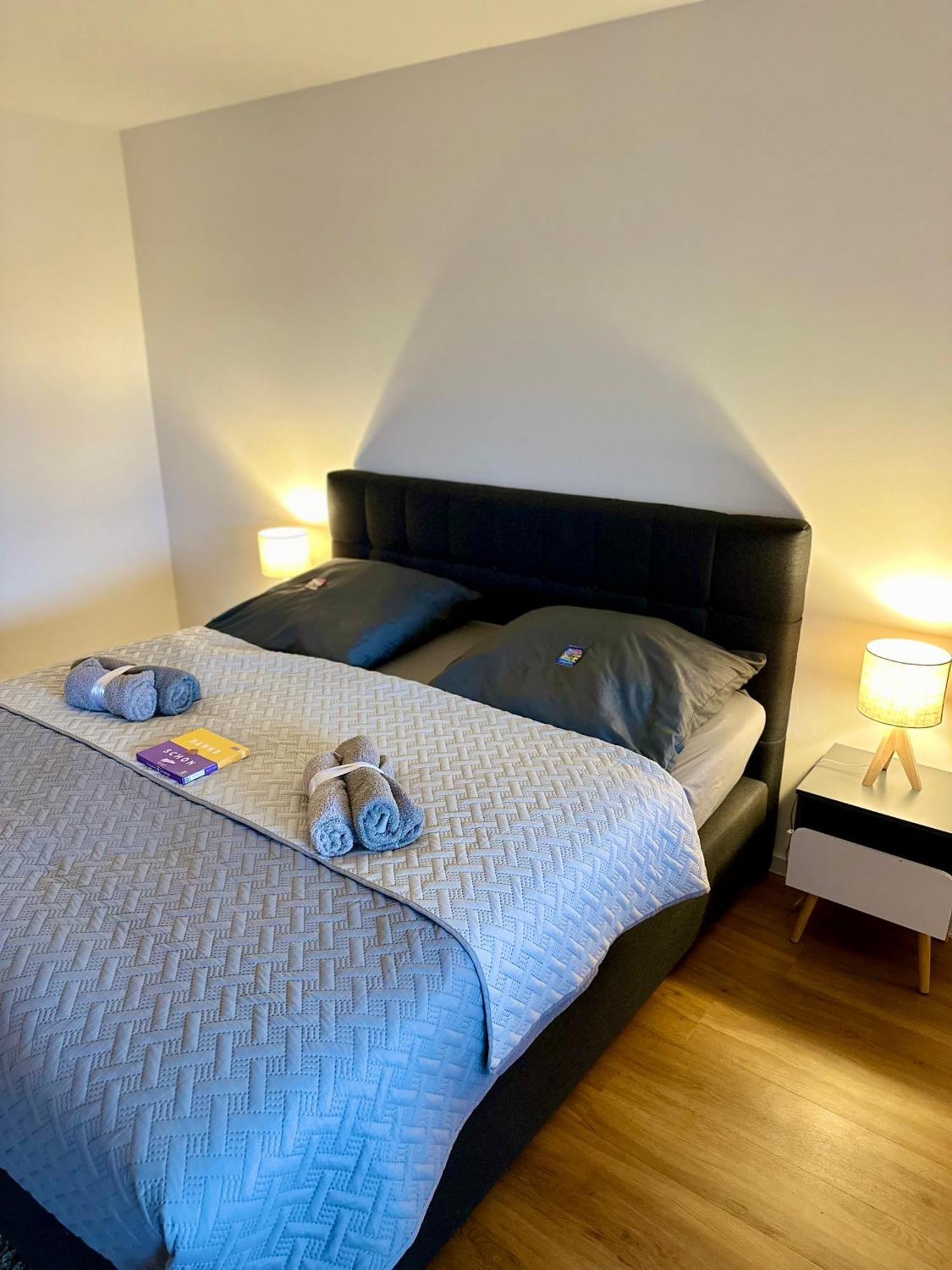 Traumhafte 115 Qm Ferienwohnung Am Steinhuder Meer, Ruhig, Komfortabel, Loggia, Parkplatz, Wifi วุนสตอร์ฟ ภายนอก รูปภาพ